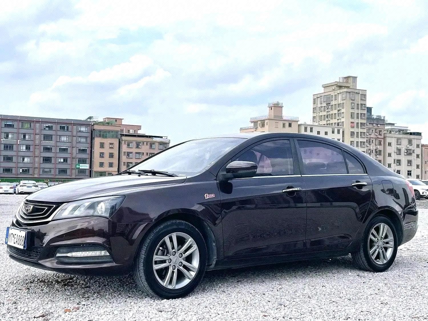 GEELY Emgrand 2017 GEELY Emgrand 2017 immagine di auto