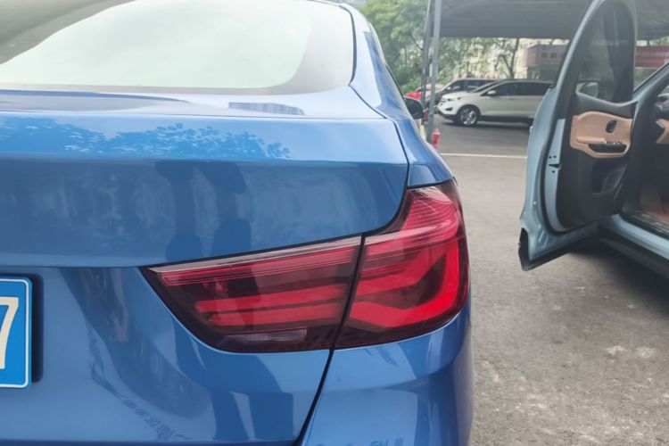 BMW 3 Series GT 2019 #8 BMW 3 Series GT 2019 car image #8
