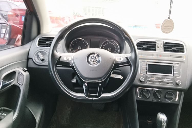 Volkswagen Polo 2016 #12 Volkswagen Polo 2016 car image #12