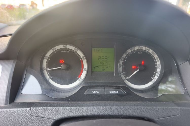 Skoda Rapid 2018 #12 Skoda Rapid 2018 image de voiture #12