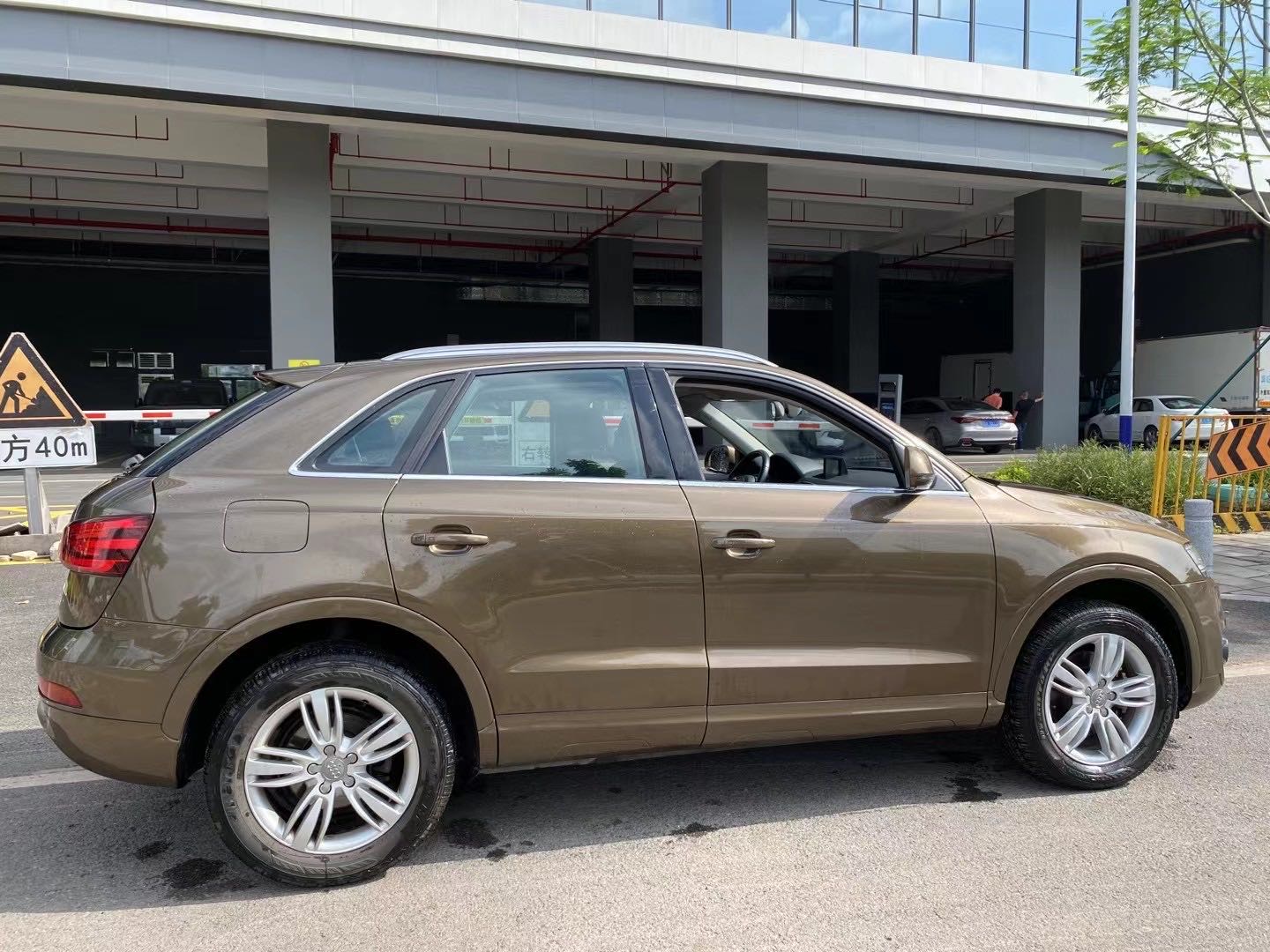 Audi Q3 2015 immagine di auto #3