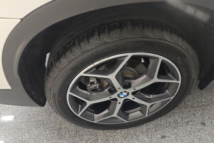 BMW X1 2018 car image #10