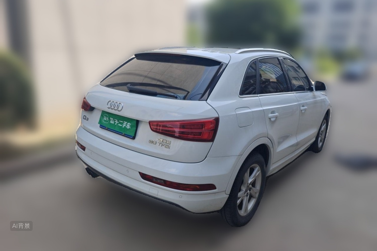 Audi Q3 2017 car image #7