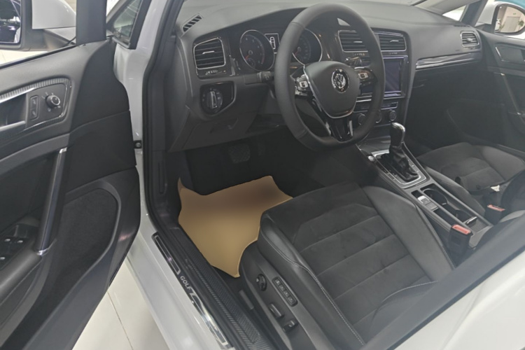 Volkswagen Golf 2018 #15 Volkswagen Golf 2018 car image #15