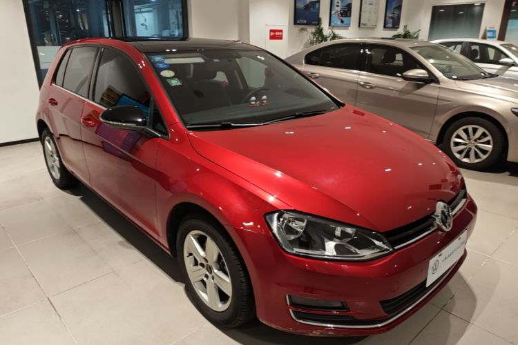 Volkswagen Golf 2017 car image #4