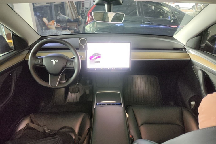 Tesla Model Y 2021 #10 Tesla Model Y 2021 immagine di auto #10