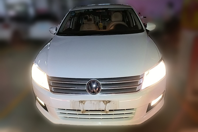 Volkswagen Santana 2016 car image #3
