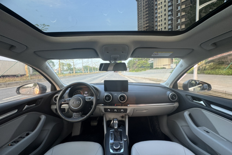 Audi A3 2016 car image #14