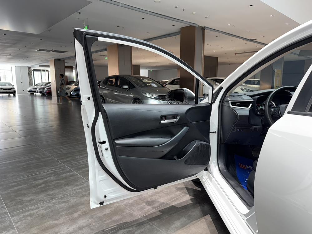 Toyota Corolla 2023 car image #25