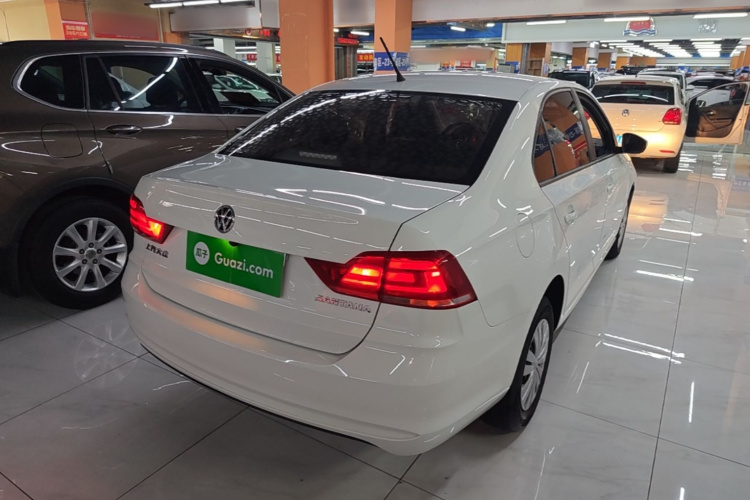 Volkswagen Santana 2020 immagine di auto #7
