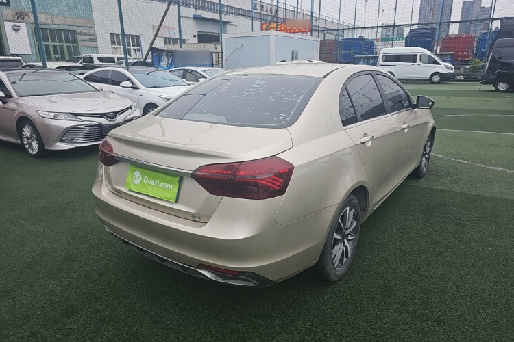 GEELY Emgrand 2021 car image #7