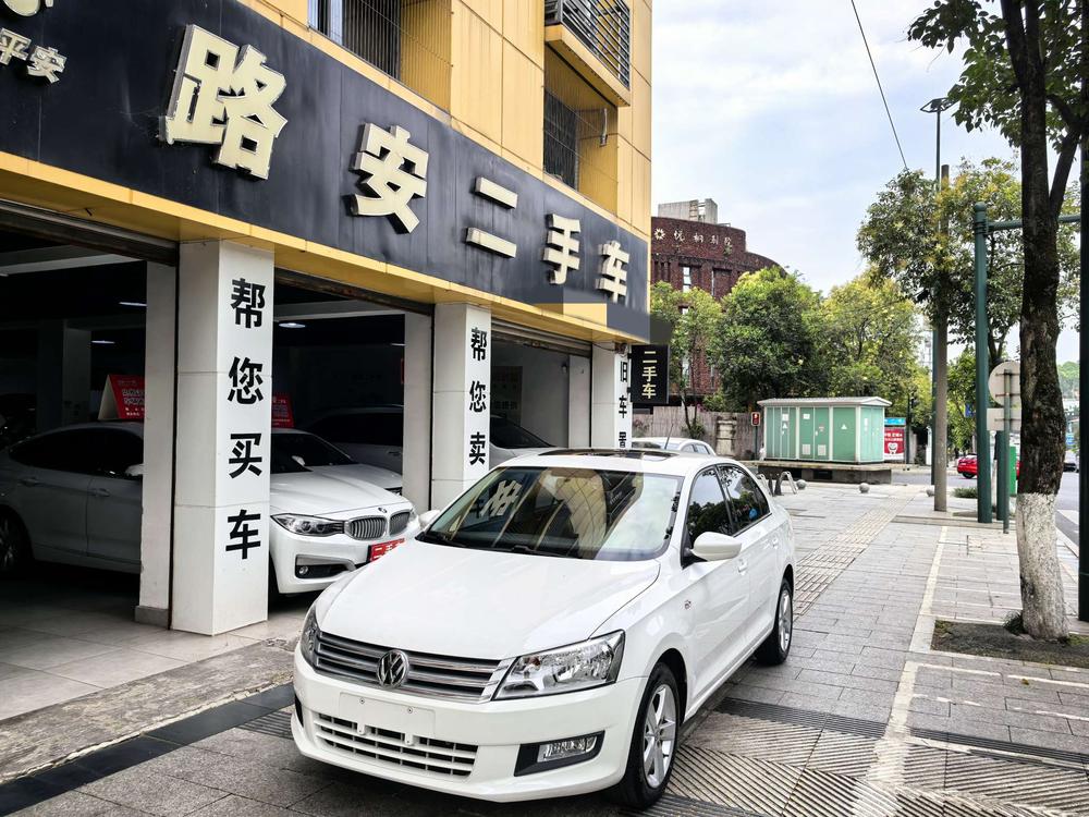 Volkswagen Santana 2014 car image 