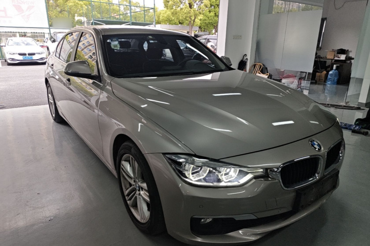 BMW 3 Series 2017 #3 BMW 3 Series 2017 car image #3