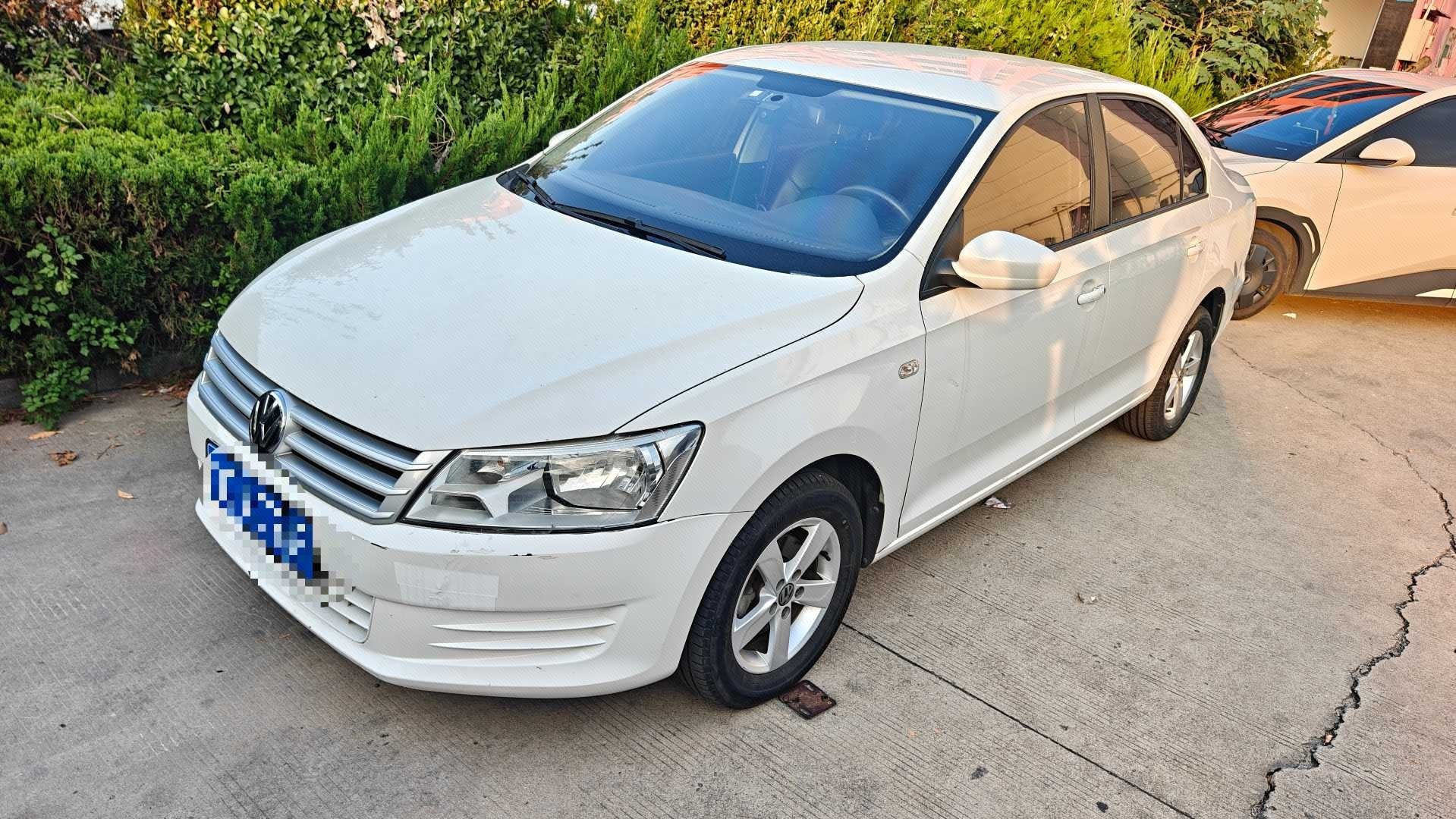 Volkswagen Santana 2015 immagine di auto 
