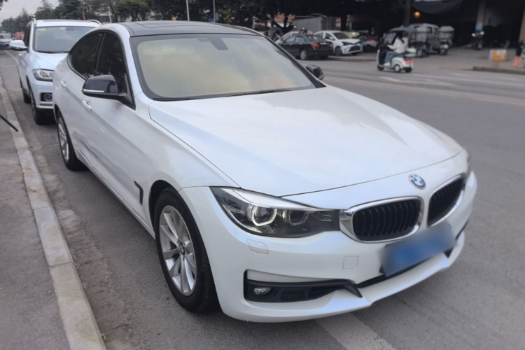 BMW 3 Series GT 2016 immagine di auto #4