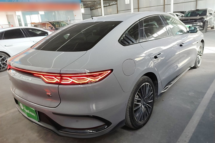 BYD Han 2024 car image #7