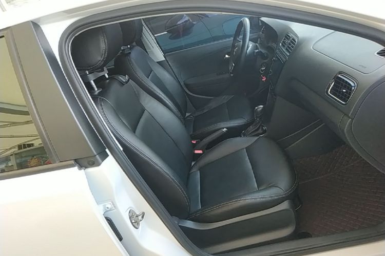 Volkswagen Polo 2019 #24 Volkswagen Polo 2019 car image #24