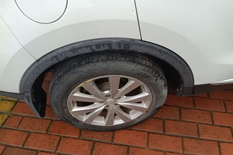 MG ZS 2020 car image #10