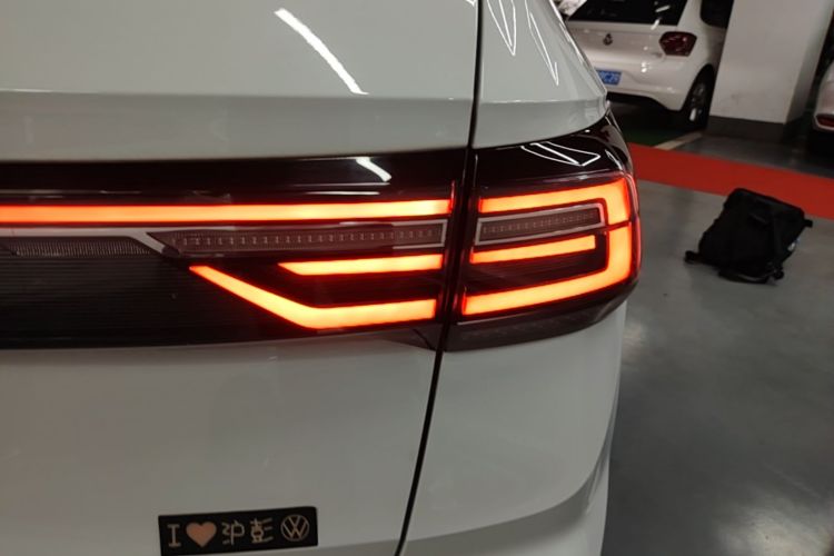 Volkswagen Tharu 2023 car image #8