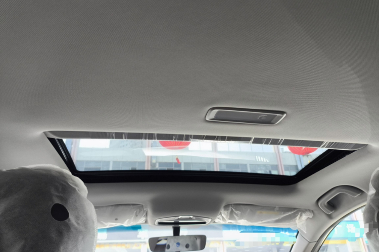 GEELY Binray 2026 immagine di auto #20