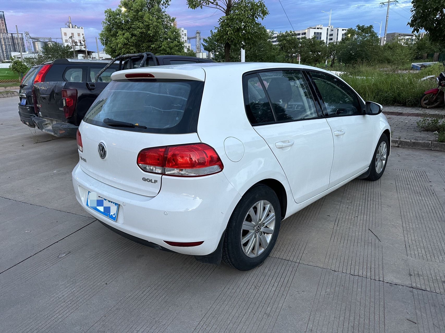 Volkswagen Golf 2013 car image #4