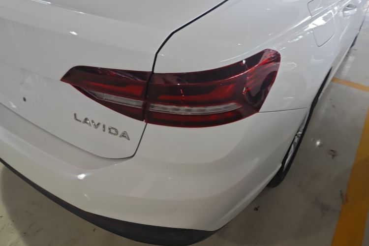 Volkswagen Lavida 2022 car image #8