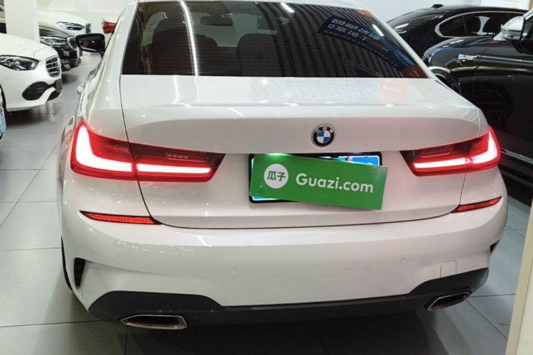 BMW 3 Series 2022 car image #6