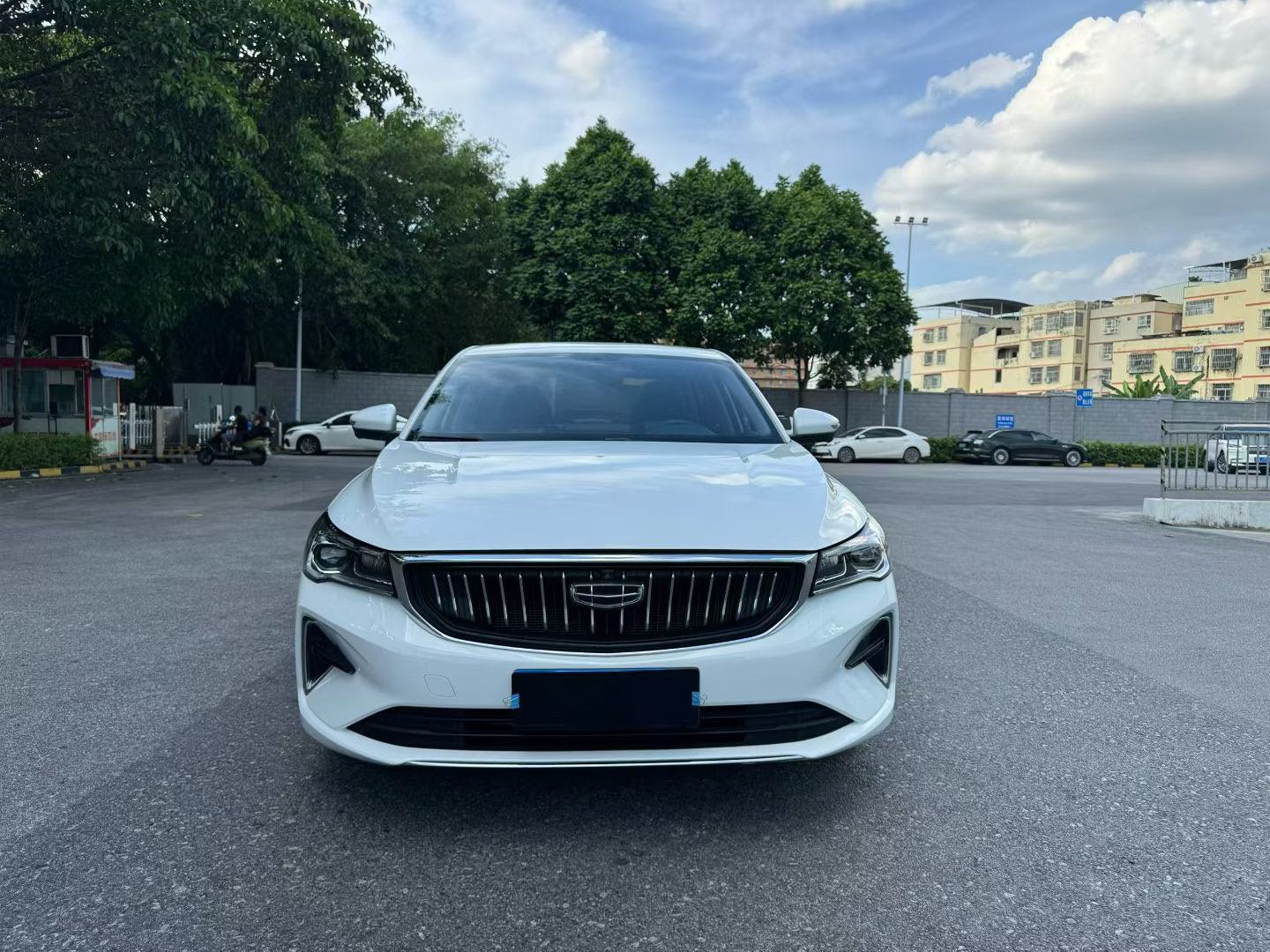 GEELY Emgrand 2022 #2 GEELY Emgrand 2022 car image #2