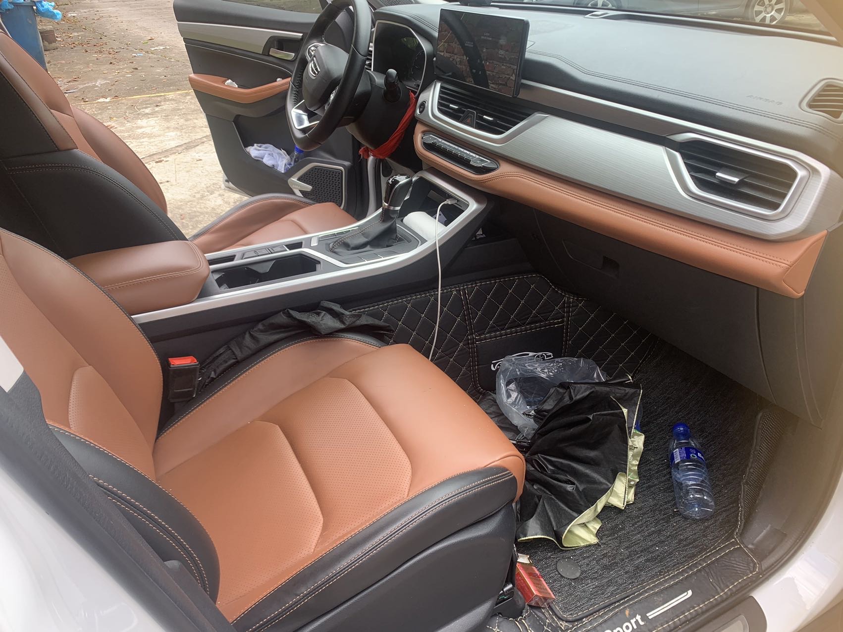 GEELY Vision X6 2020 car image #7