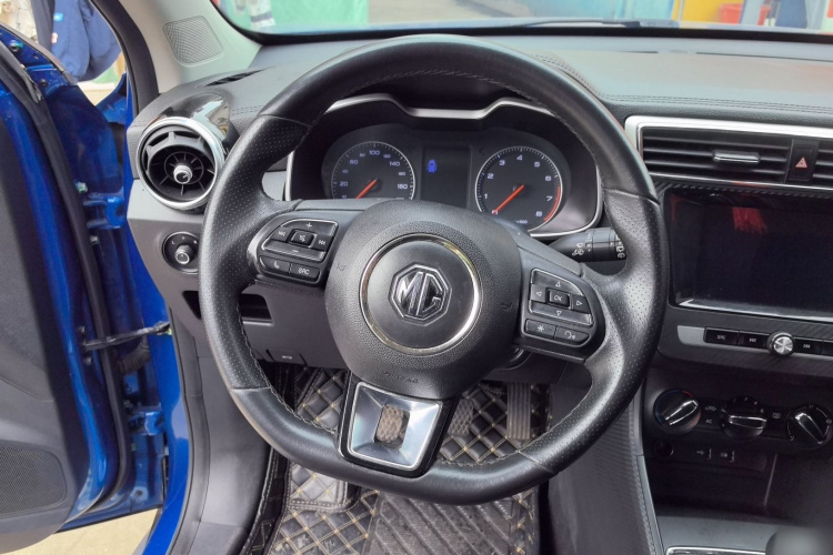 MG ZS 2018 изображение автомобиля #11