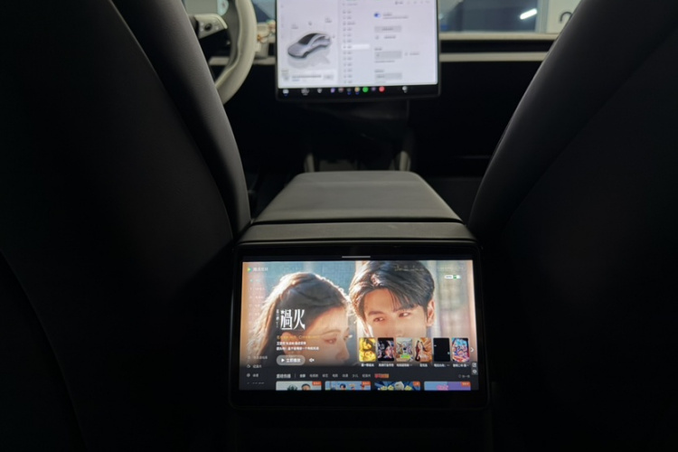 Tesla Model 3 2024 #14 Tesla Model 3 2024 car image #14