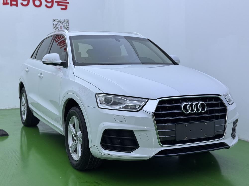 Audi Q3 2016 car image #3