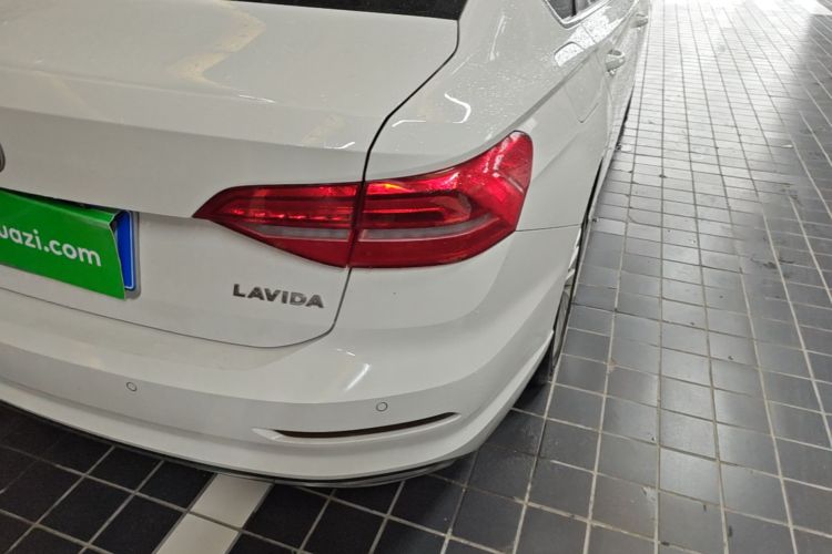 Volkswagen Lavida 2019 #5 Volkswagen Lavida 2019 car image #5