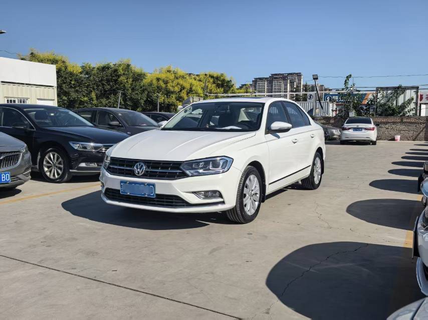 Volkswagen Bora 2018 Volkswagen Bora 2018 صورة سيارة