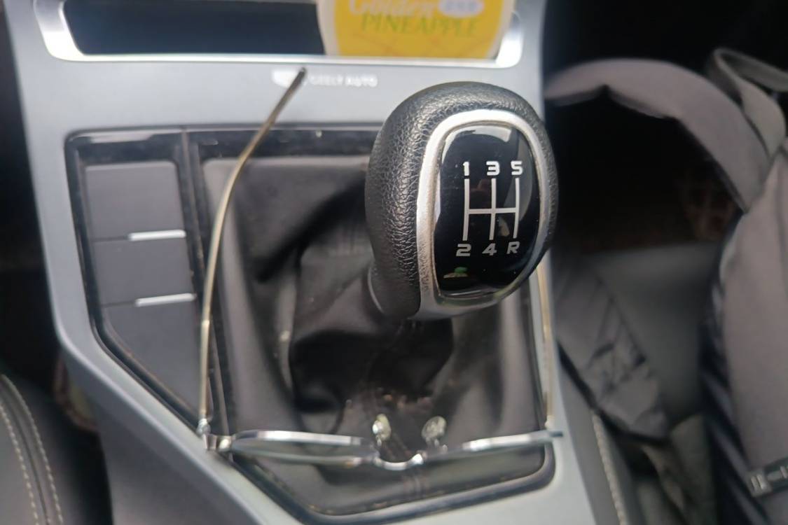 GEELY Emgrand 2021 #27 GEELY Emgrand 2021 car image #27