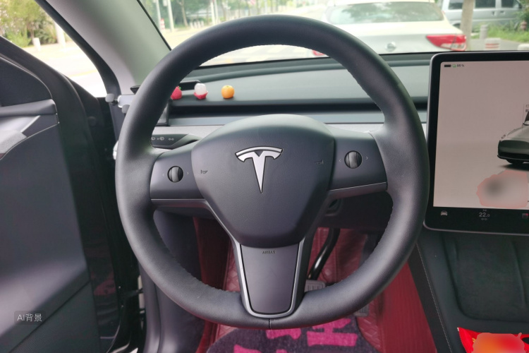 Tesla Model Y 2024 immagine di auto #12