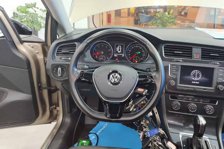 Volkswagen Golf 2017 #11 Volkswagen Golf 2017 car image #11