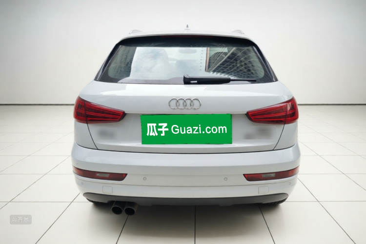 Audi Q3 2019 car image #6