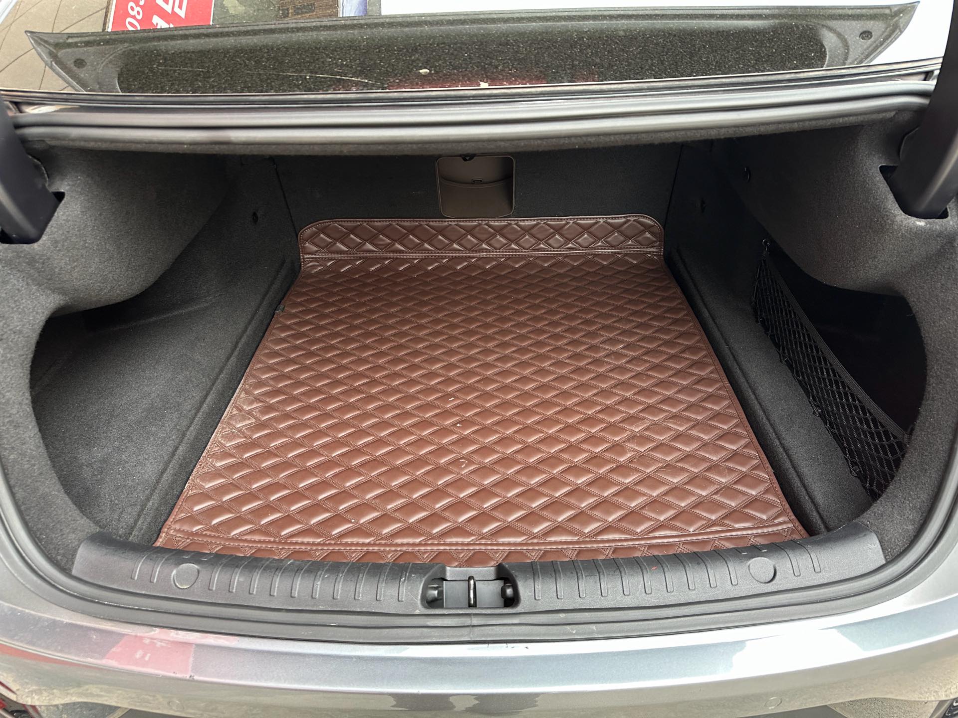 BYD Han 2023 car image #10