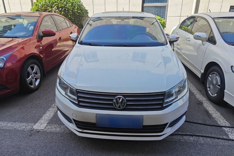 Volkswagen Santana 2016 car image #3
