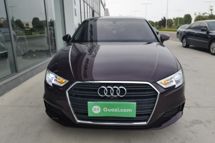 Audi A3 2018 car image #3