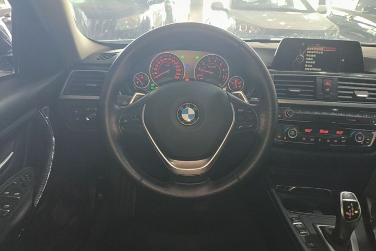 BMW 3 Series 2017 #11 BMW 3 Series 2017 car image #11