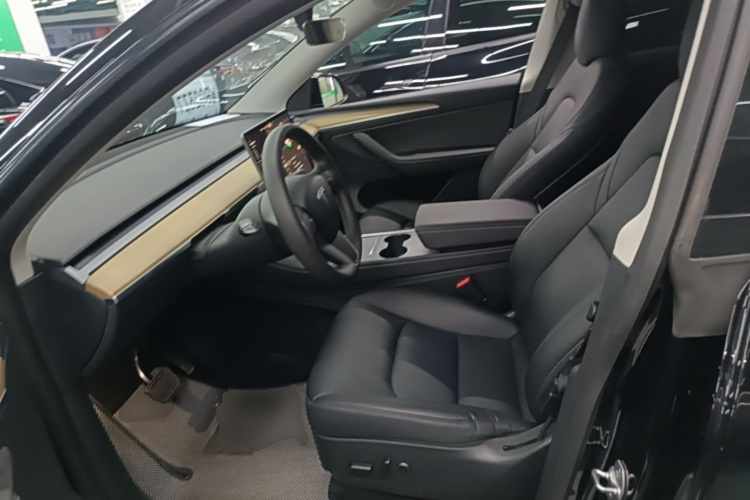 Tesla Model Y 2022 #15 Tesla Model Y 2022 immagine di auto #15