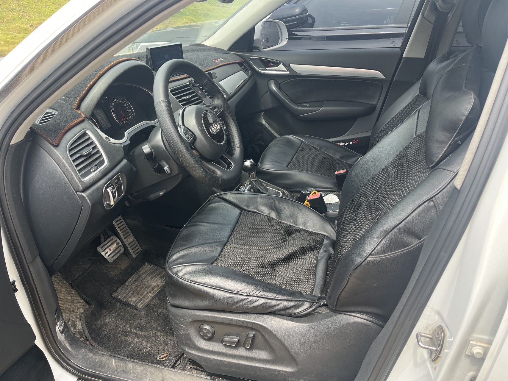Audi Q3 2015 #3 Audi Q3 2015 car image #3