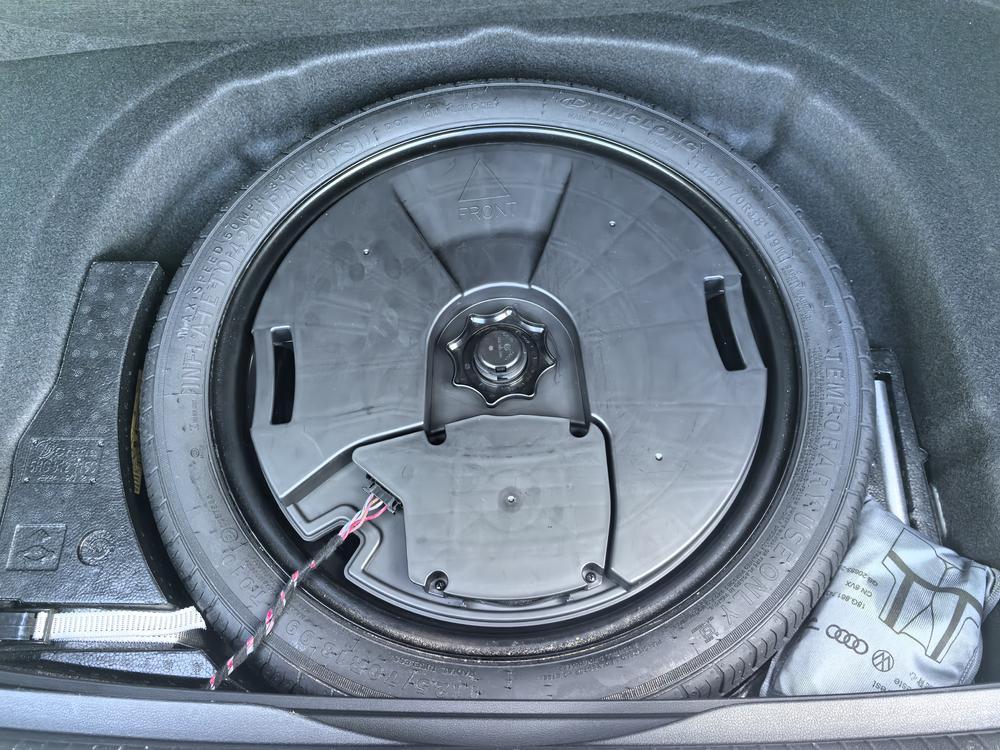 Volkswagen Golf 2022 car image #8