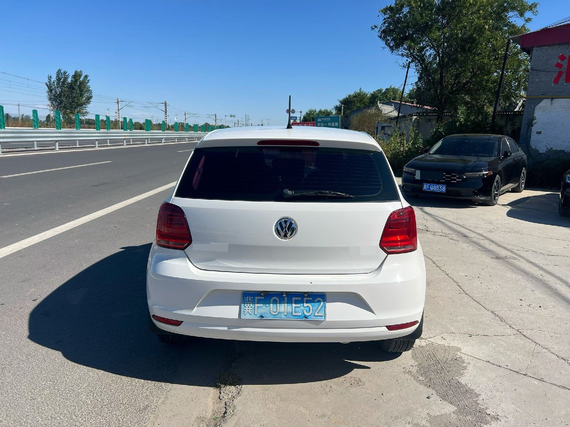 Volkswagen Polo 2016 car image #5