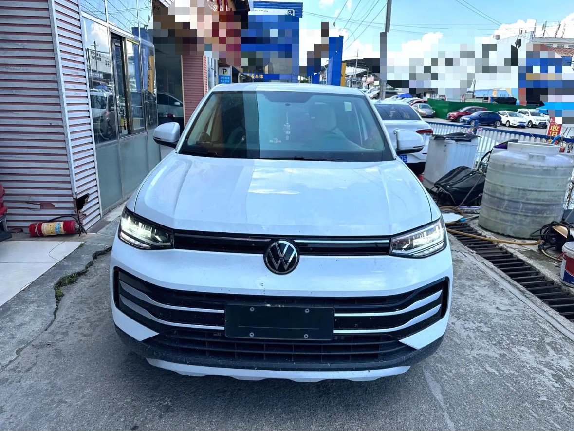 Volkswagen Tharu 2026 #3 Volkswagen Tharu 2026 car image #3