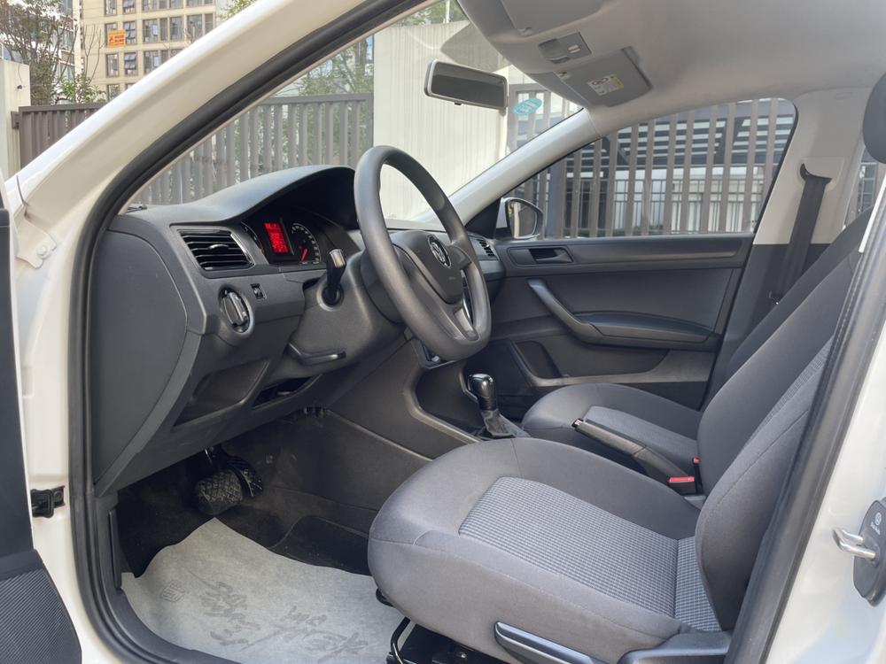 Volkswagen Santana 2018 car image #13