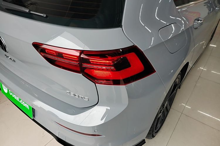 Volkswagen Golf 2021 car image #8