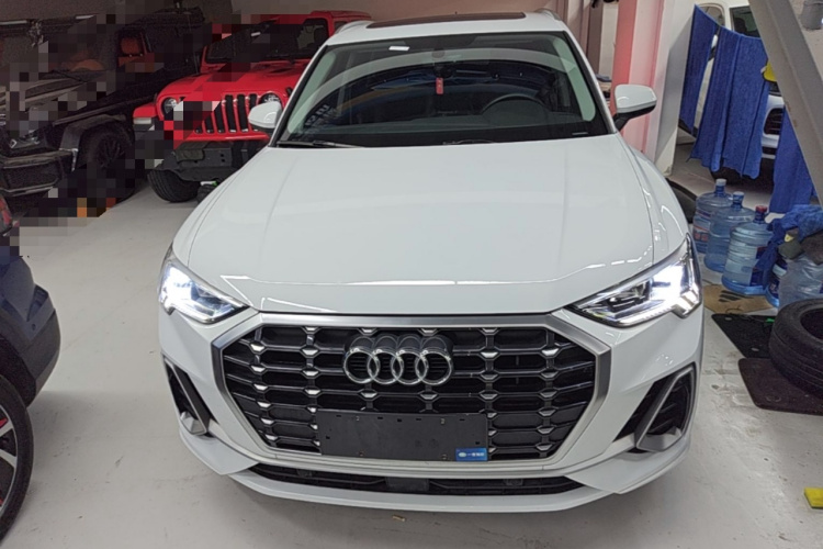 Audi Q3 2020 #3 Audi Q3 2020 car image #3